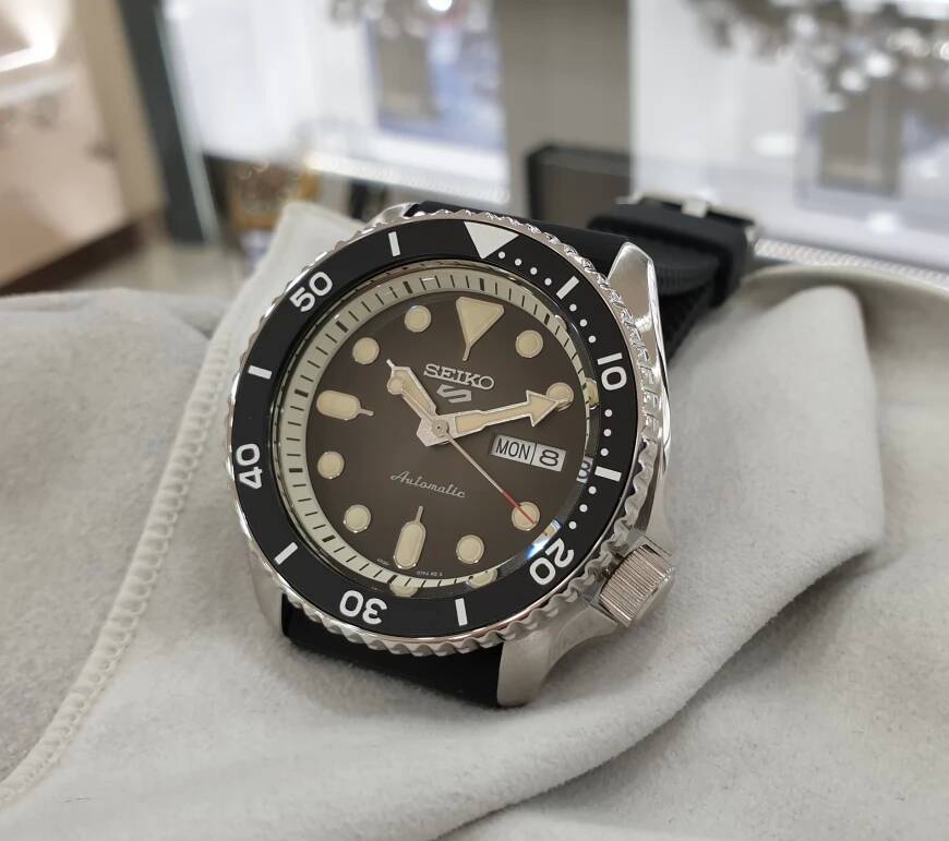Szakmai szemmel: Seiko 5 Sports Suits Style