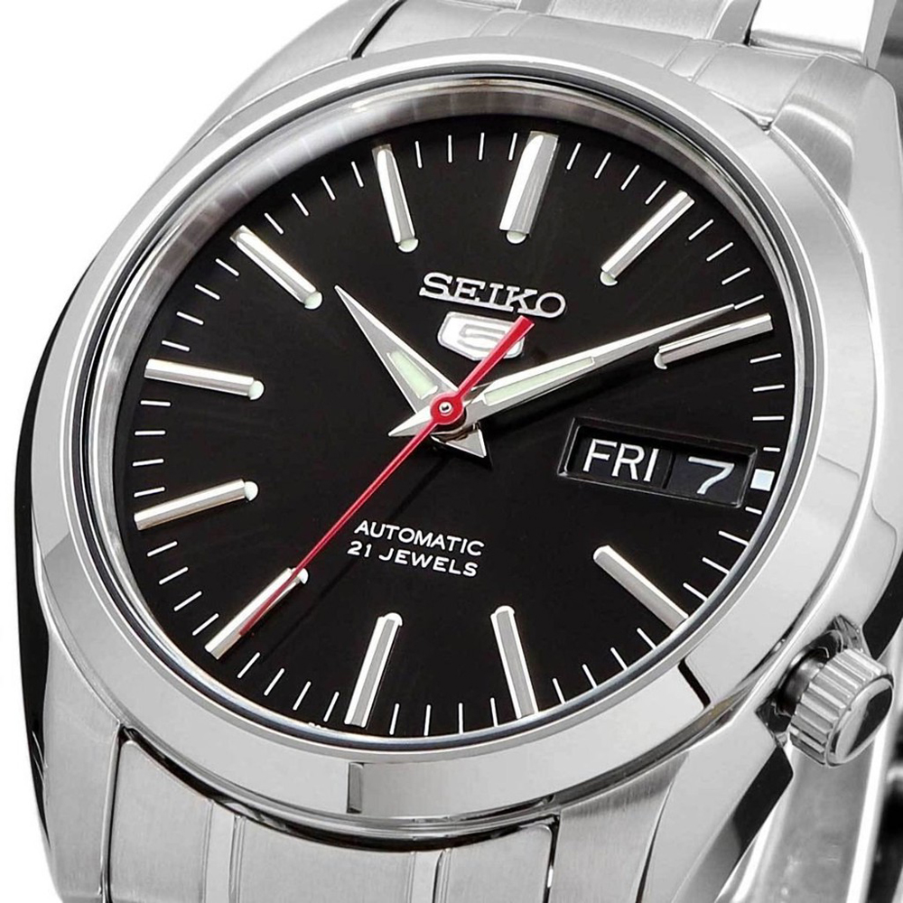 Seiko Karóra, Férfi, Seiko Essentials család, 165628
